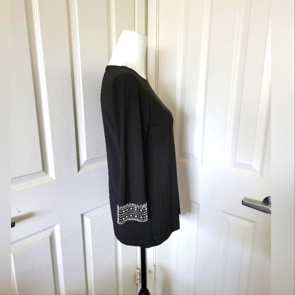 ✨️HP✨️Annalee + Hope | NWOT Dressy Black 3/4 Sleeve Embellished Cuffs Top - Picture 8 of 10